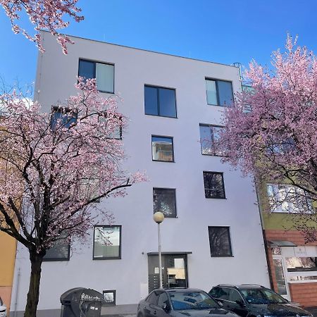 Apartman Sadova Zlín エクステリア 写真